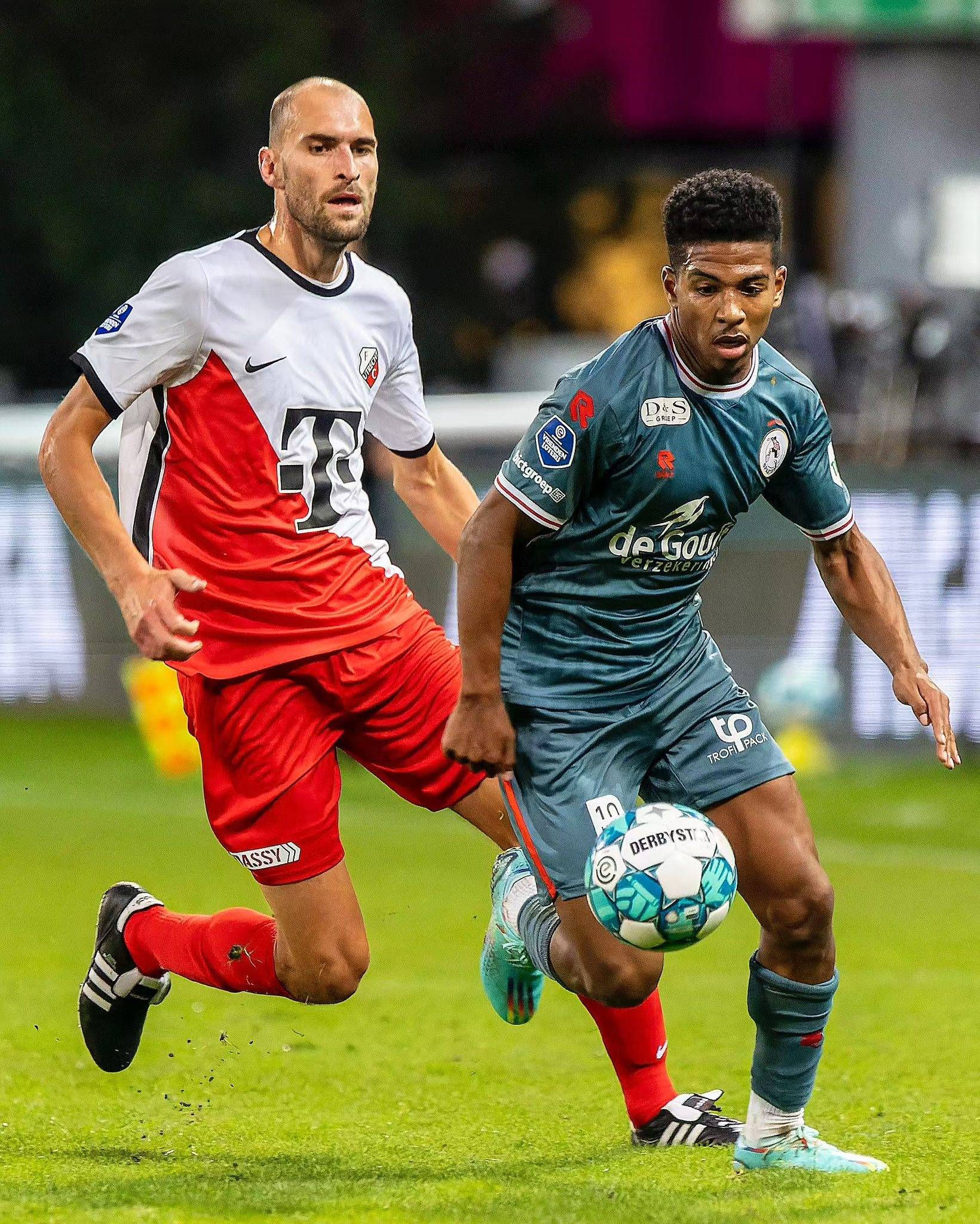 广厦队员们 广厦队员们