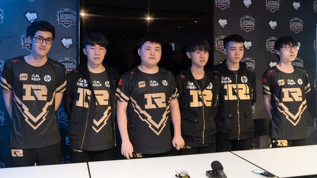 足协需要重 足协需要重