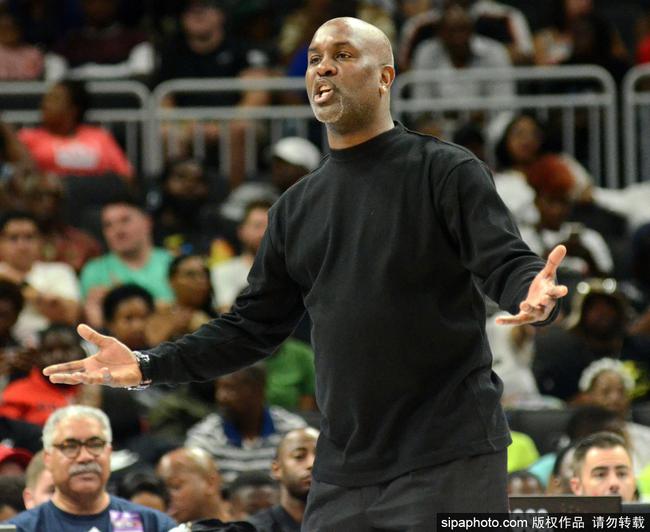 下面是根据 下面是根据